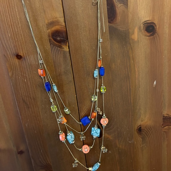 Layered Spring Colored Neck - Picture 2 of 4